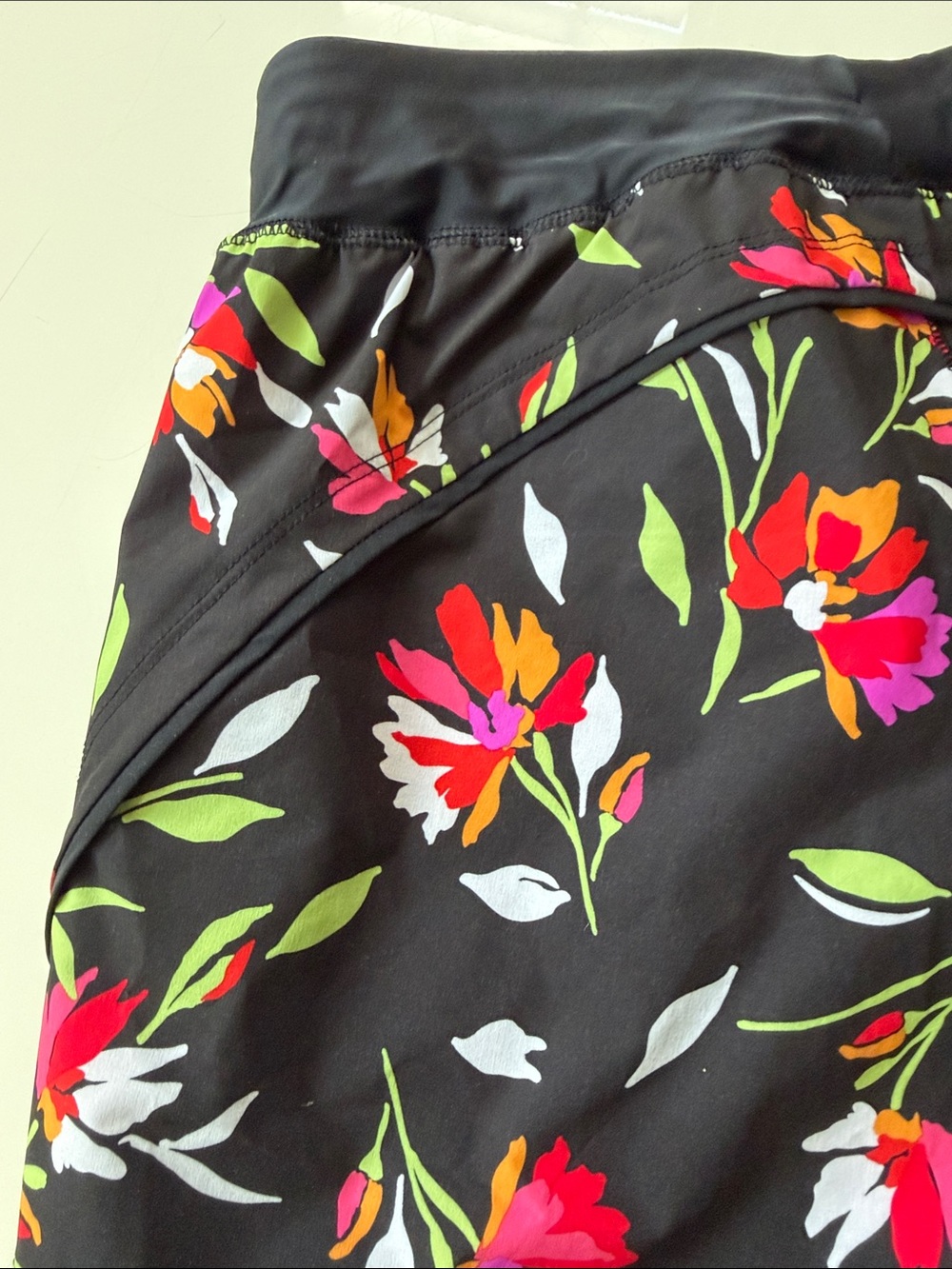 Lands' End Black Floral Athletic Shorts with Bright Blooms - Picture 7 of 7